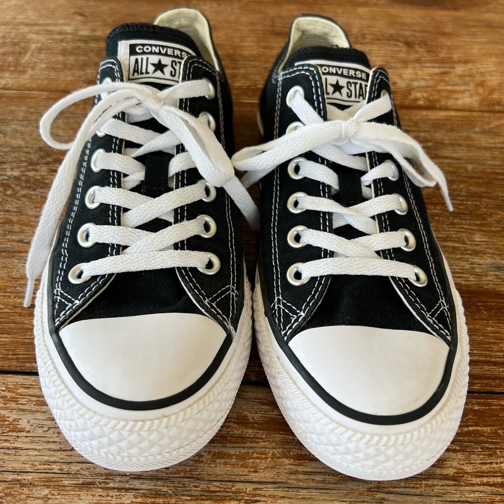 Converse Chuck Taylor All Star Sneakers Black Low Top Canvas Unisex M6 W8 - Picture 2 of 16